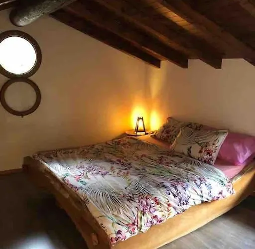 In Our Little Nest * Brissago